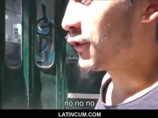 Jong brak latino jonge homo heeft seks met vreemd